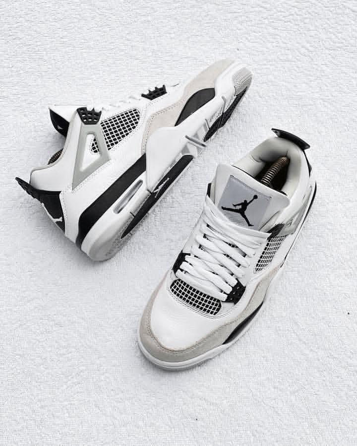 Jordan 4