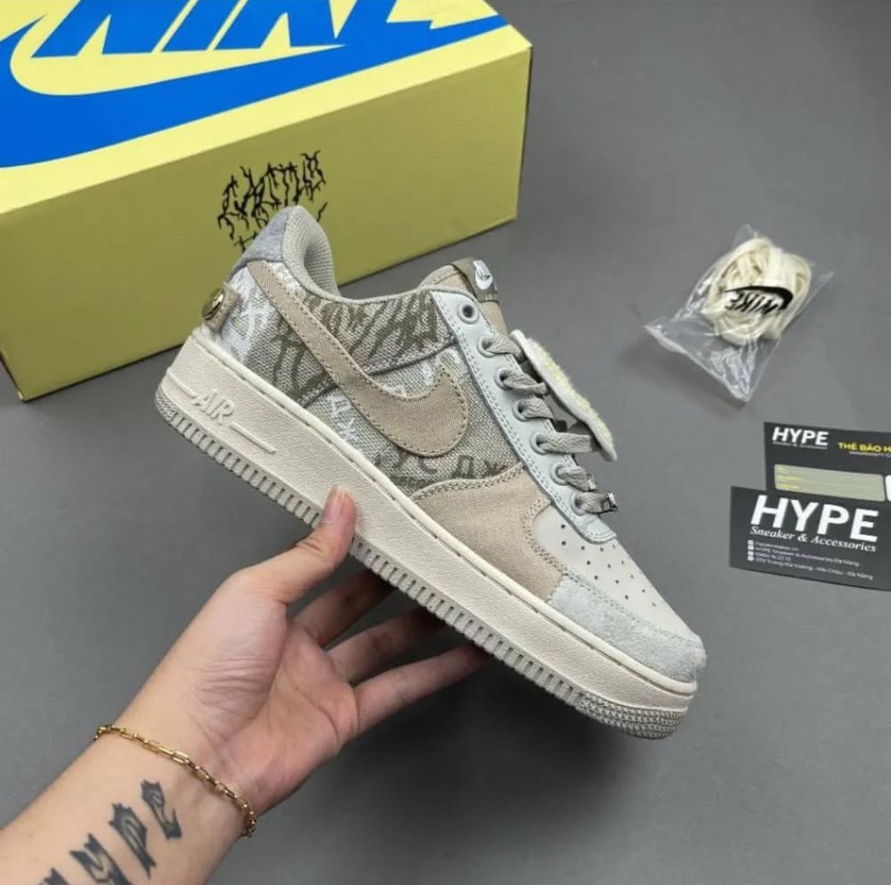 Air force x Travis scott