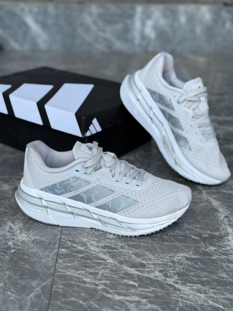 Adidas adistar