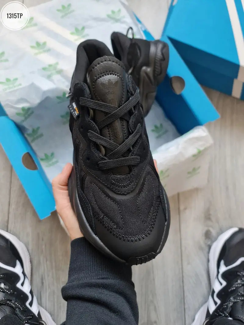 Adidas ozweego cordura