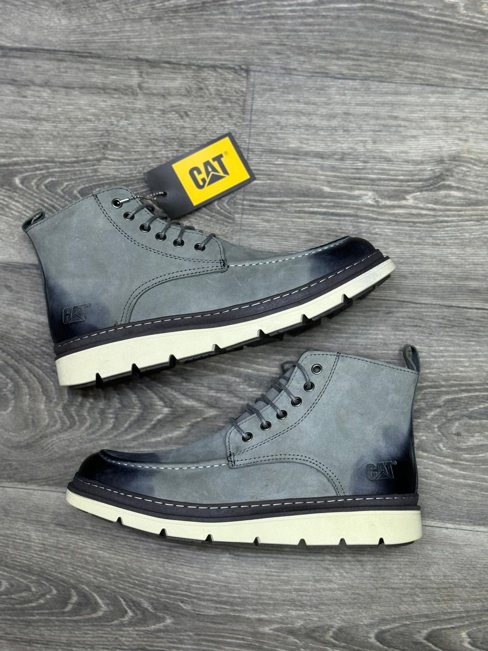 Boots CAT EN CUIR