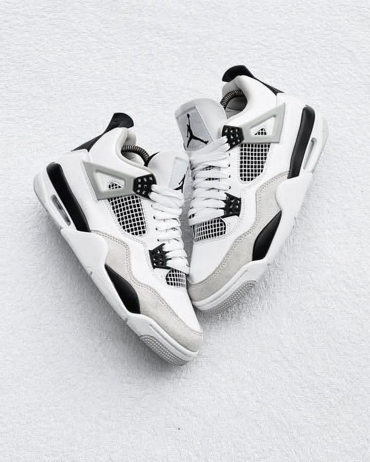 Jordan 4