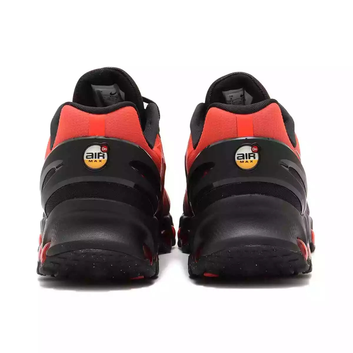 NiKE DN8