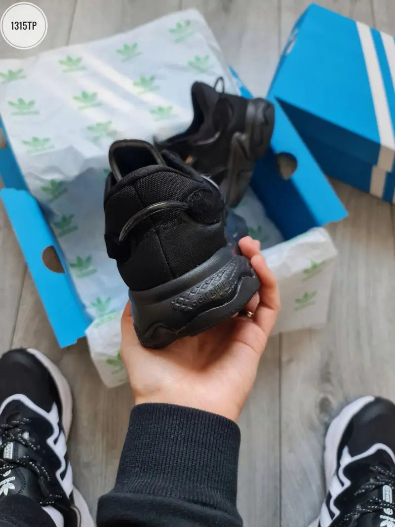Adidas ozweego cordura