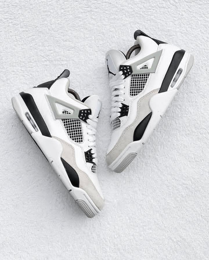 Jordan 4