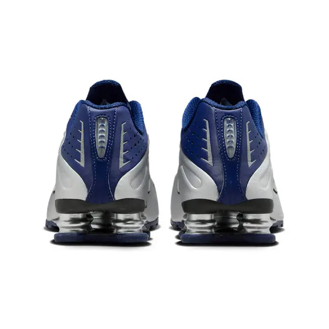 Nike Shox R4