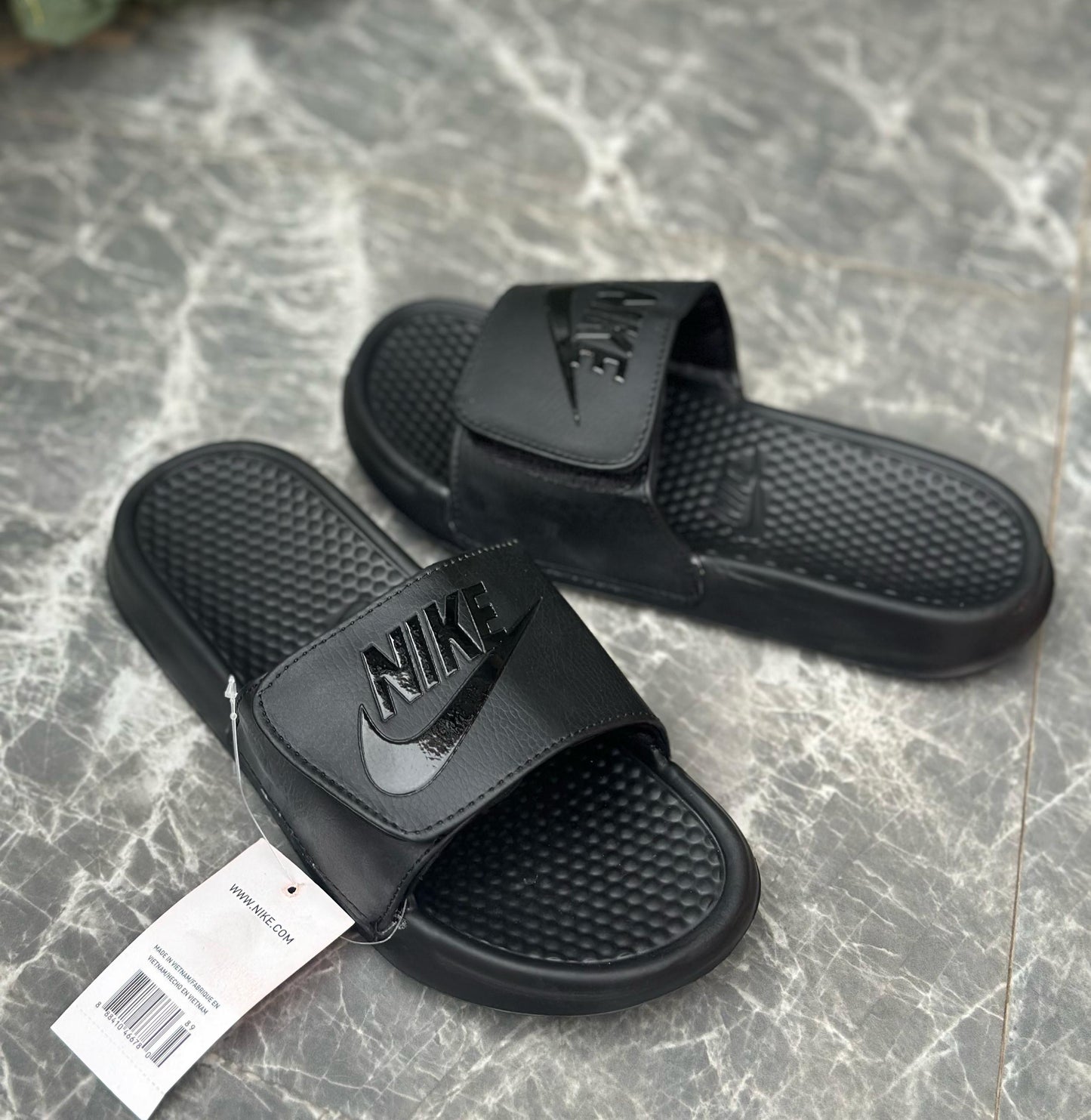 Nike slide : Confort et style à vos pieds