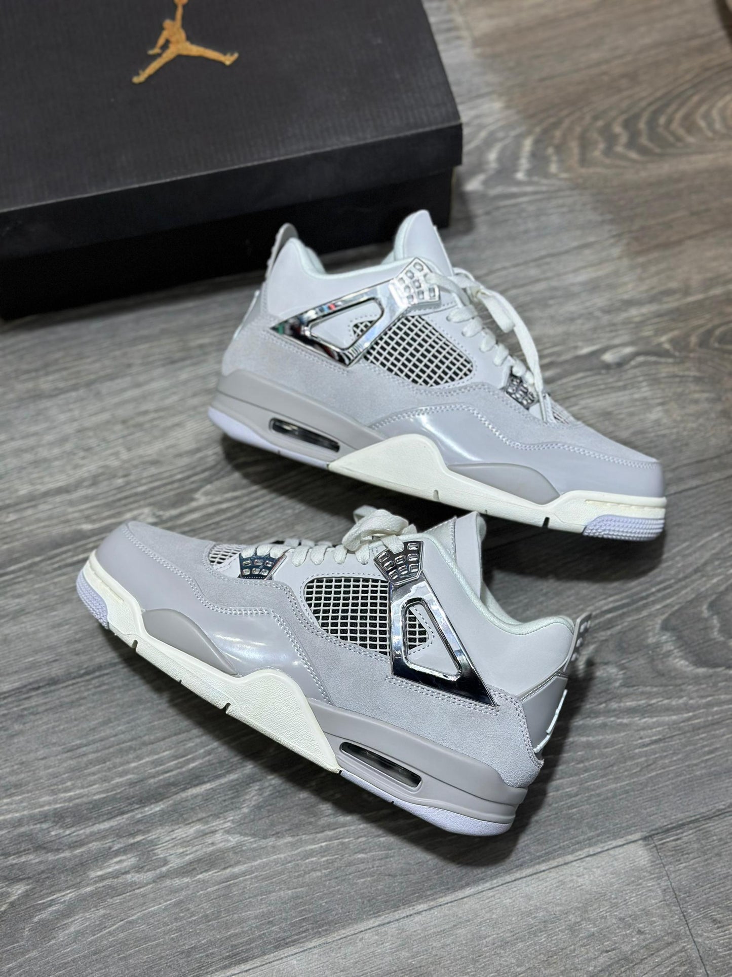 Jordan 4