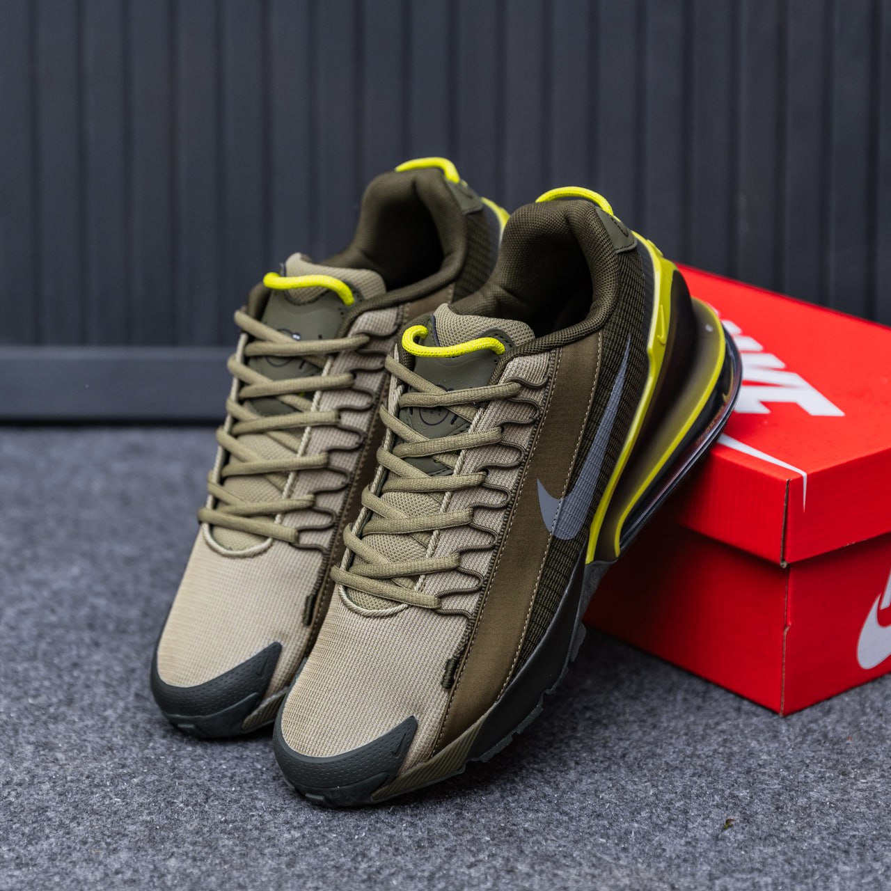 Nike Air Max Pulse