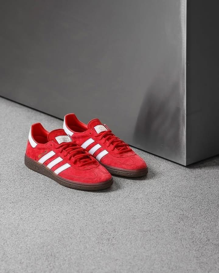 Adidas spizial