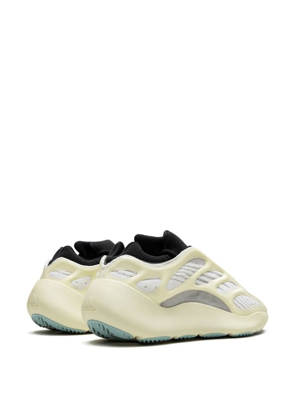 Adidas Yeezy 700 V3