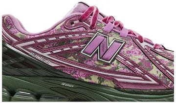 New Balance 1906