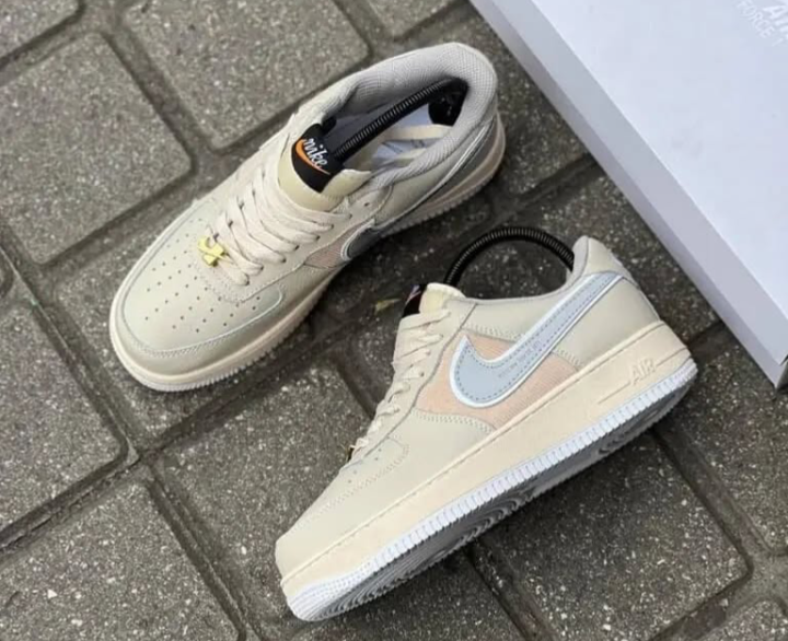 Nike Air Force 1 Low