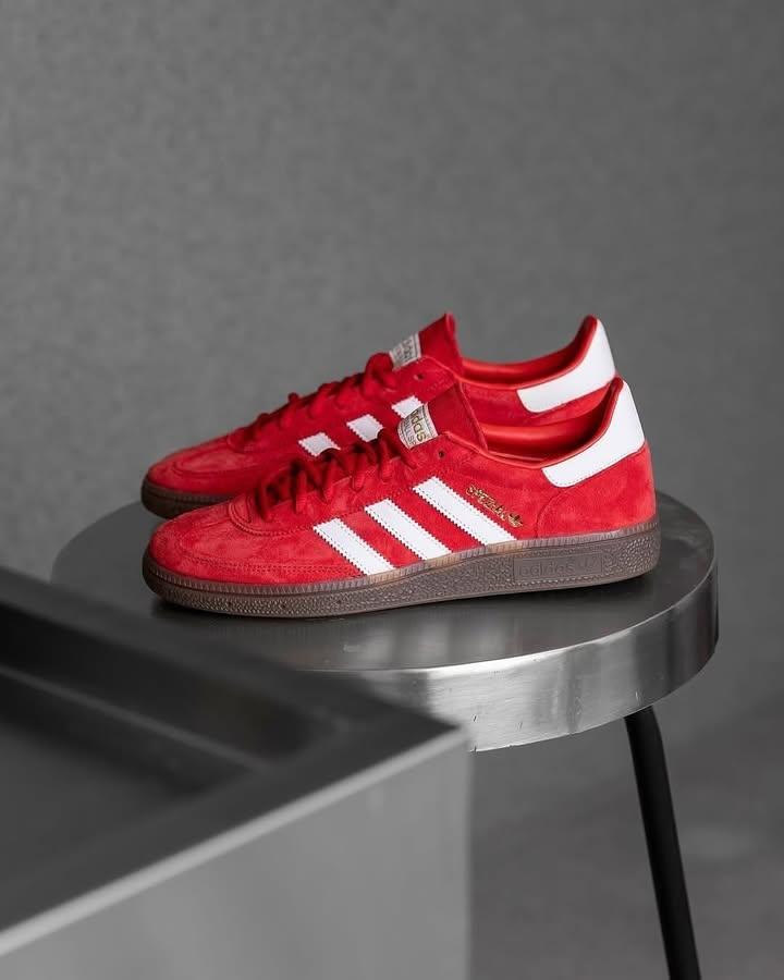 Adidas spizial
