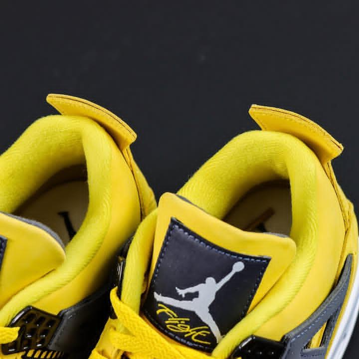 Jordan 4