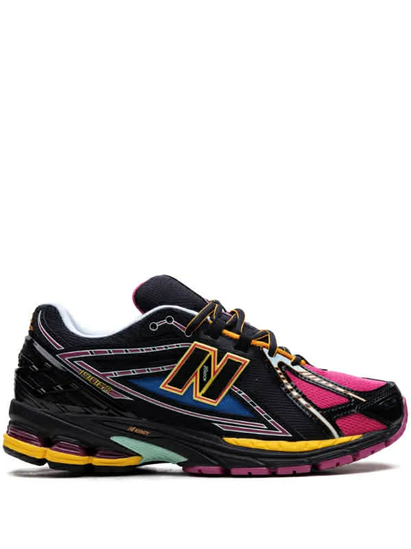 New Balance 1906R