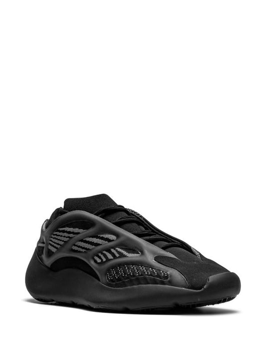 adidas Yeezy 700 V3