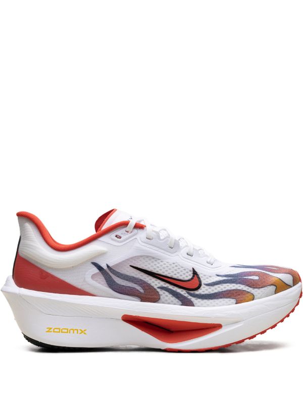 Nike zoom fly 06