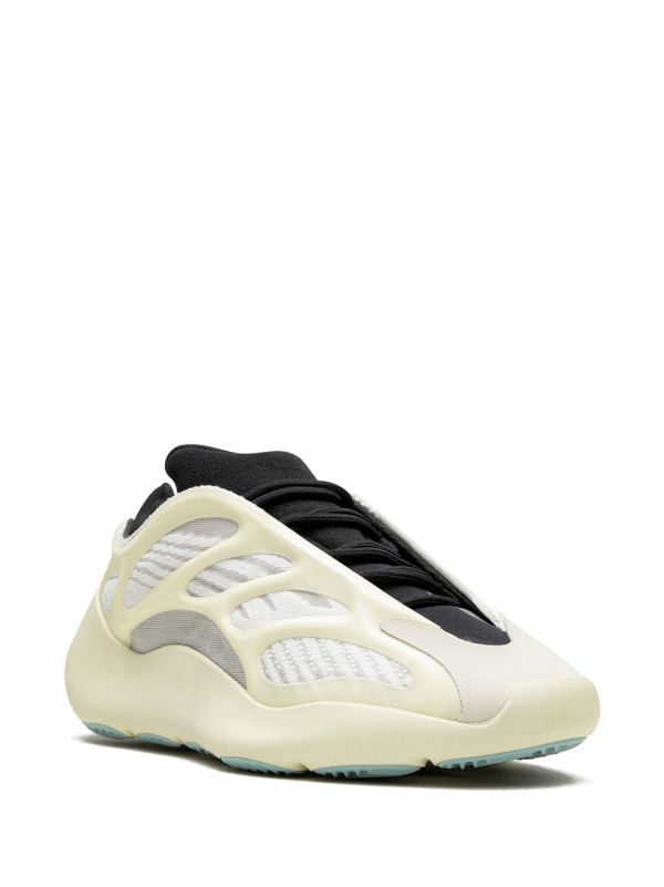 Adidas Yeezy 700 V3