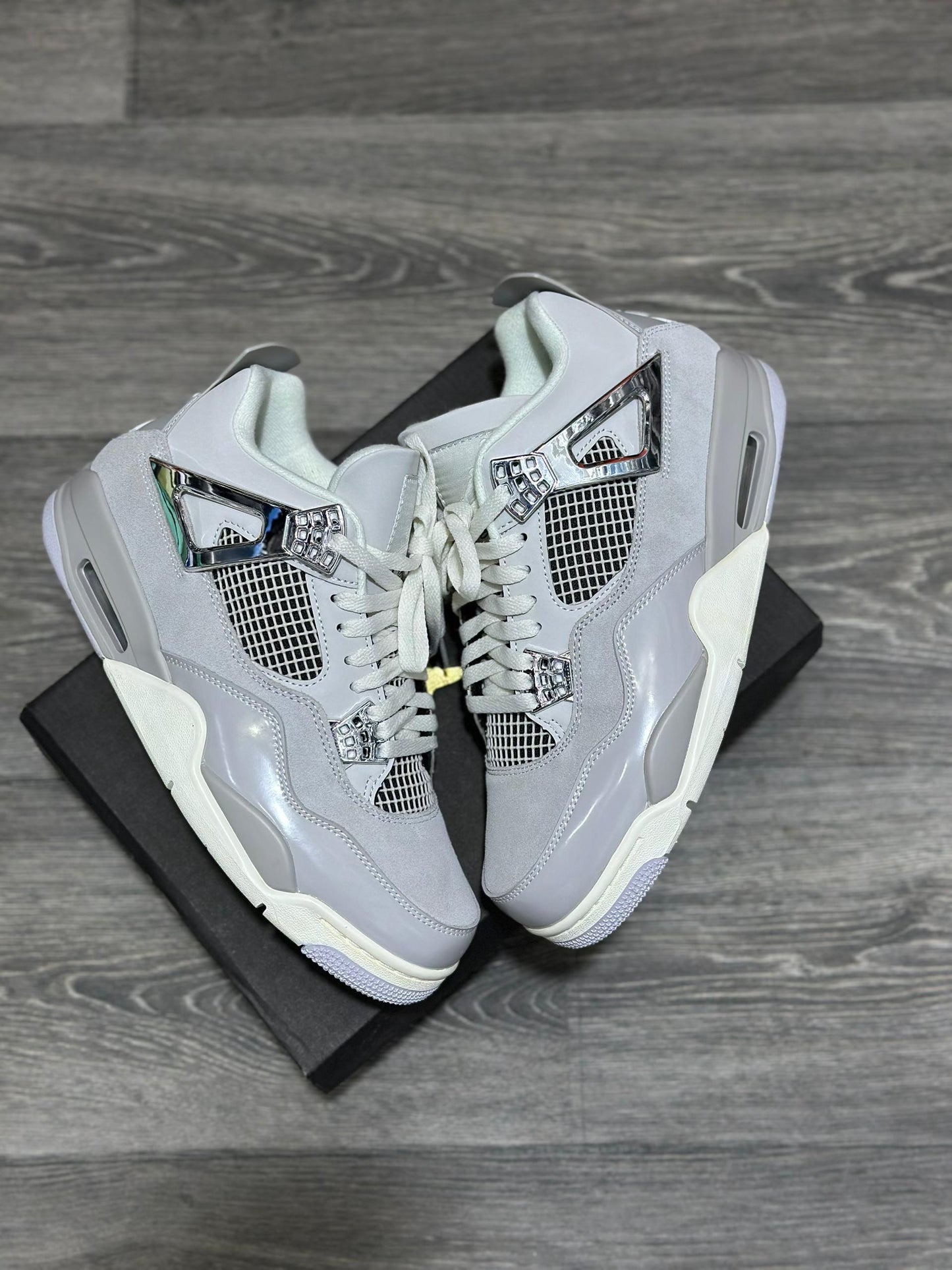 Jordan 4