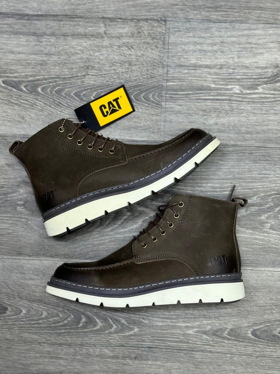 Boots CAT EN CUIR