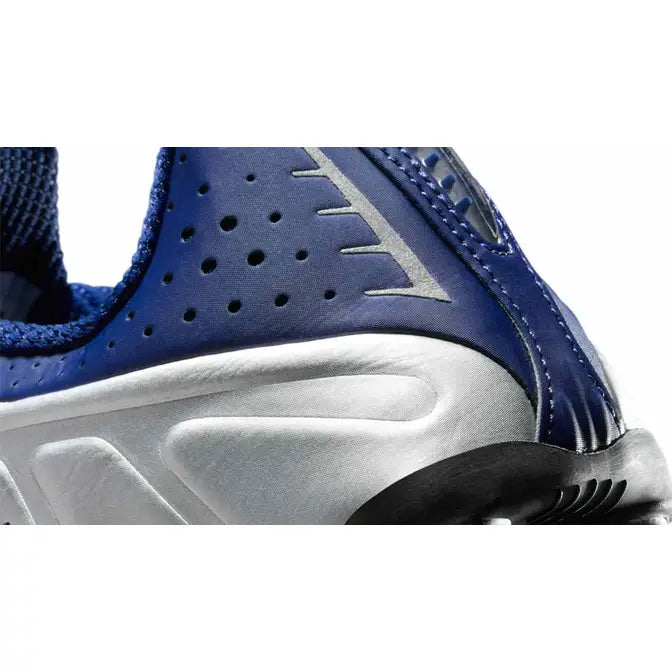 Nike Shox R4